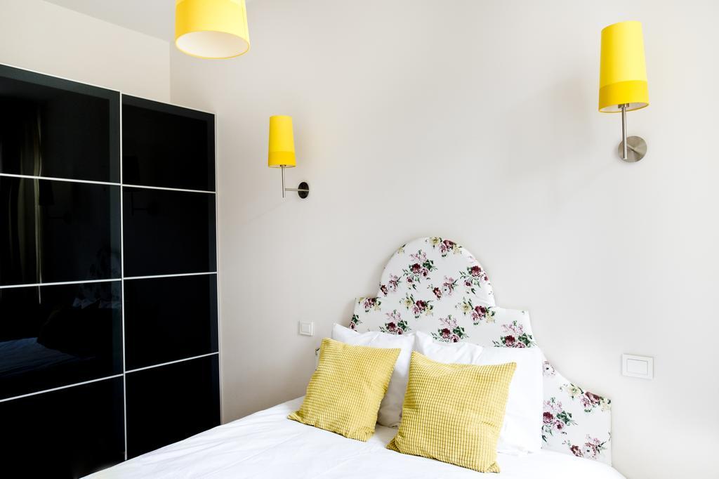 Bright Apartment In Old Town By Urban Rent Vilnius Exteriör bild